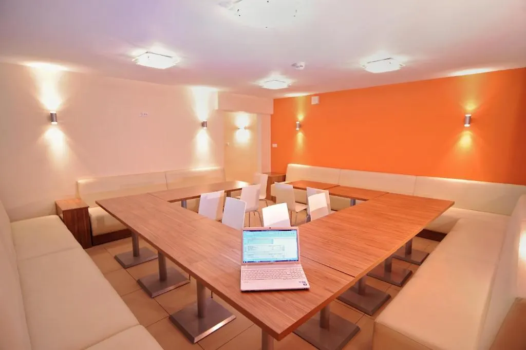 Hostel 36 Warszawa Polska